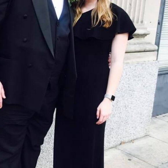 Vince Camuto One Shoulder Black Gown Size 4 - Picture 2 of 5